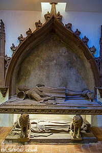 Photo : Tombeau d'Ulrich et Philippe de Werd dans l'église Saint-Guillaume, Strasbourg, Bas-Rhin (67)