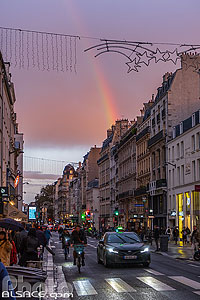 Photo : Rue du Faubourg Saint-Antoine le soir, Paris (75011)