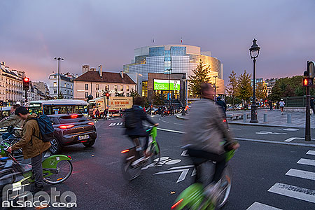 Photo : Cyclistes place de la Bastille, Paris (75004)