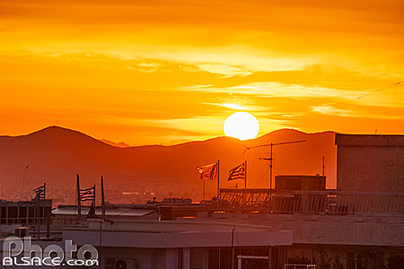 Photo : Coucher de soleil au-dessus d'Athènes et l'acropole, Grèce