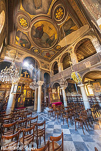 Photo : Eglise byzantine d'Agios Nikolaos Ragava dans le quartier de Plaka connue pour être la plus ancienne d'Athènes, Athènes, Grèce