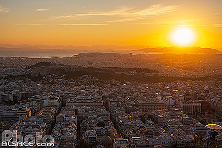 Photo : Coucher de soleil sur Athènes depuis le Mont Lycabette, Grèce