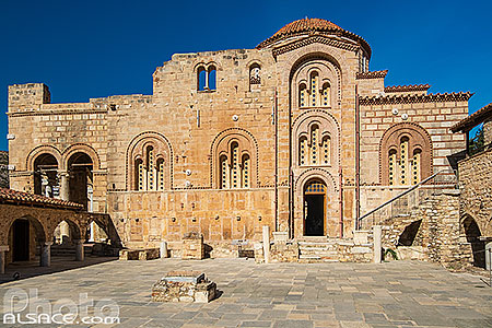 Photo : Monastère de Daphni (ou Dafni ) est un monastère byzantin du XIe siècle, il est inscrit au patrimoine mondial de l'UNESCO, Chaïdari , Grèce, Attique, Grèce