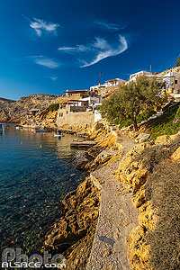 Photo : Village de pêcheurs de Cheronissos sur l'île de Sifnos, Archipel des Cyclades, Grèce, Égée-Méridionale, Grèce