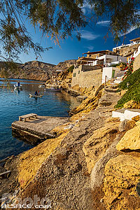 Photo : Village de pêcheurs de Cheronissos sur l'île de Sifnos, Archipel des Cyclades, Grèce, Égée-Méridionale, Grèce