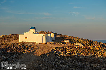 Photo : Monastère d'Agios Georgios sur l'île de Sifnos, Archipel des Cyclades, Grèce, Égée-Méridionale, Grèce