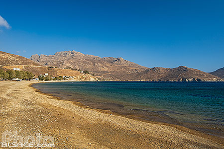 Photo : Plage de Koutalas sur l'île de Sérifos, Archipel des Cyclades, Grèce
