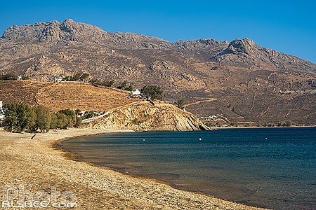 Photo : Plage de Koutalas sur l'île de Sérifos, Archipel des Cyclades, Grèce