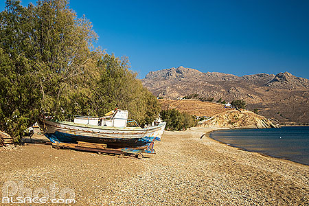 Photo : Plage de Koutalas sur l'île de Sérifos, Archipel des Cyclades, Grèce