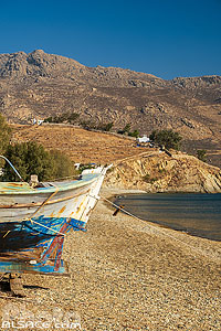 Photo : Plage de Koutalas sur l'île de Sérifos, Archipel des Cyclades, Grèce